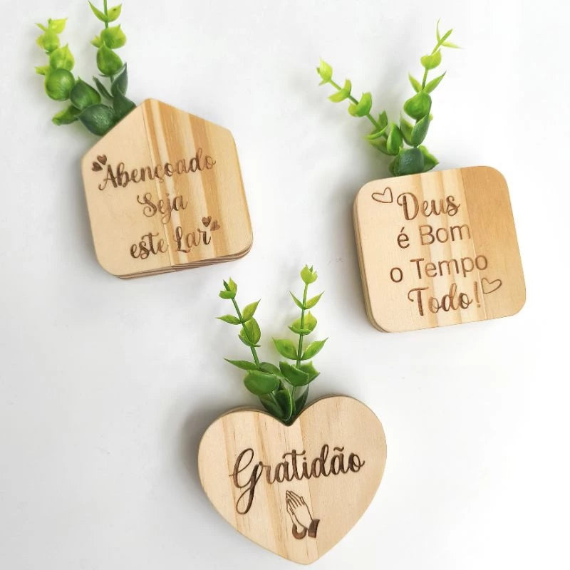 Kit Imãs de Geladeira em Madeira com Flores e Frases