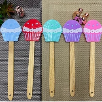 Espátula Silicone Formato de Cupcake com Cabo de Madeira