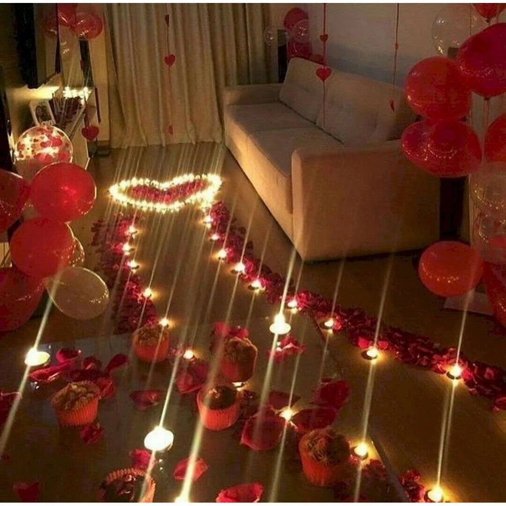 Kit Romântico 200 Pétalas Rosas Vermelhas + 03 Balões Coração Metalizado + 10 Velas Namorados