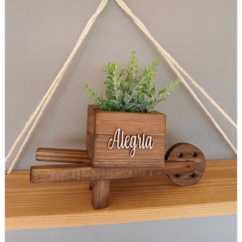 Vasinho Carriola de Madeira com Plantinha Artificial