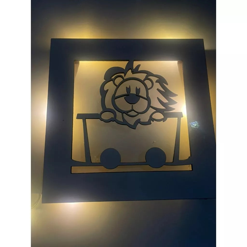 KIT COM 3 Luminárias Safari Baby MDF 50x17 de parede – Luz Suave e Design Divertido!