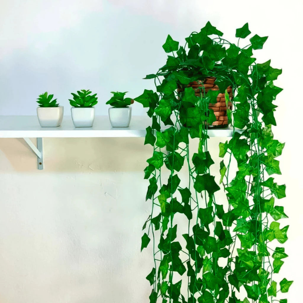 Planta Decorativa + Vaso Trançado Marrom 3 Pendentes Artificial Folhas de Hera e Jiboia