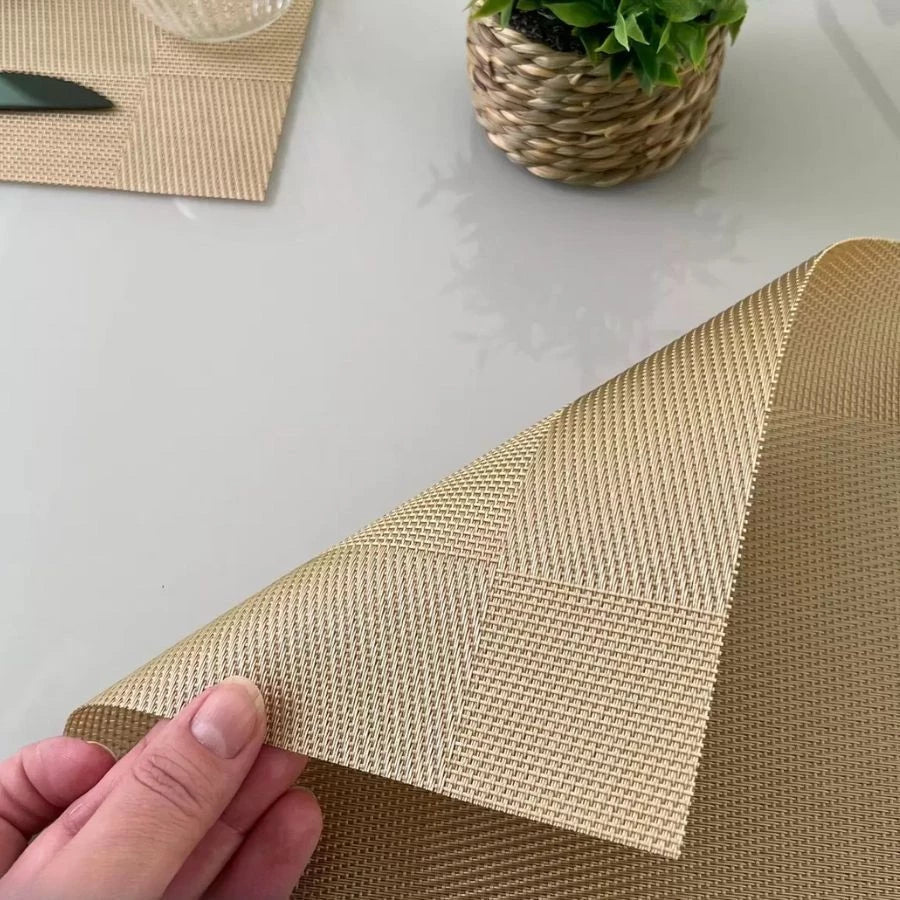 KIT 4 ou 6 Jogo Americano Metalizado em PVC Retangular Mesa Posta Sousplat